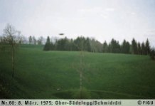 1975年03月08日_P0060#_拍摄于：Ober-Sädelegg, Schmidrüti_Semjase驾驶光船在做展示性飞行